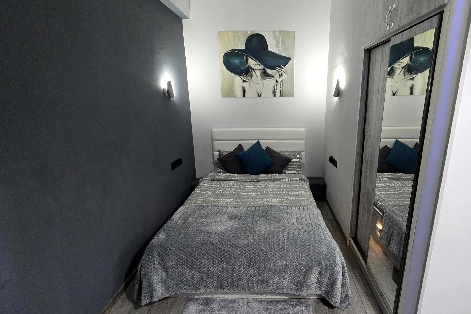 L&L. Apartamento Erevan Exterior foto