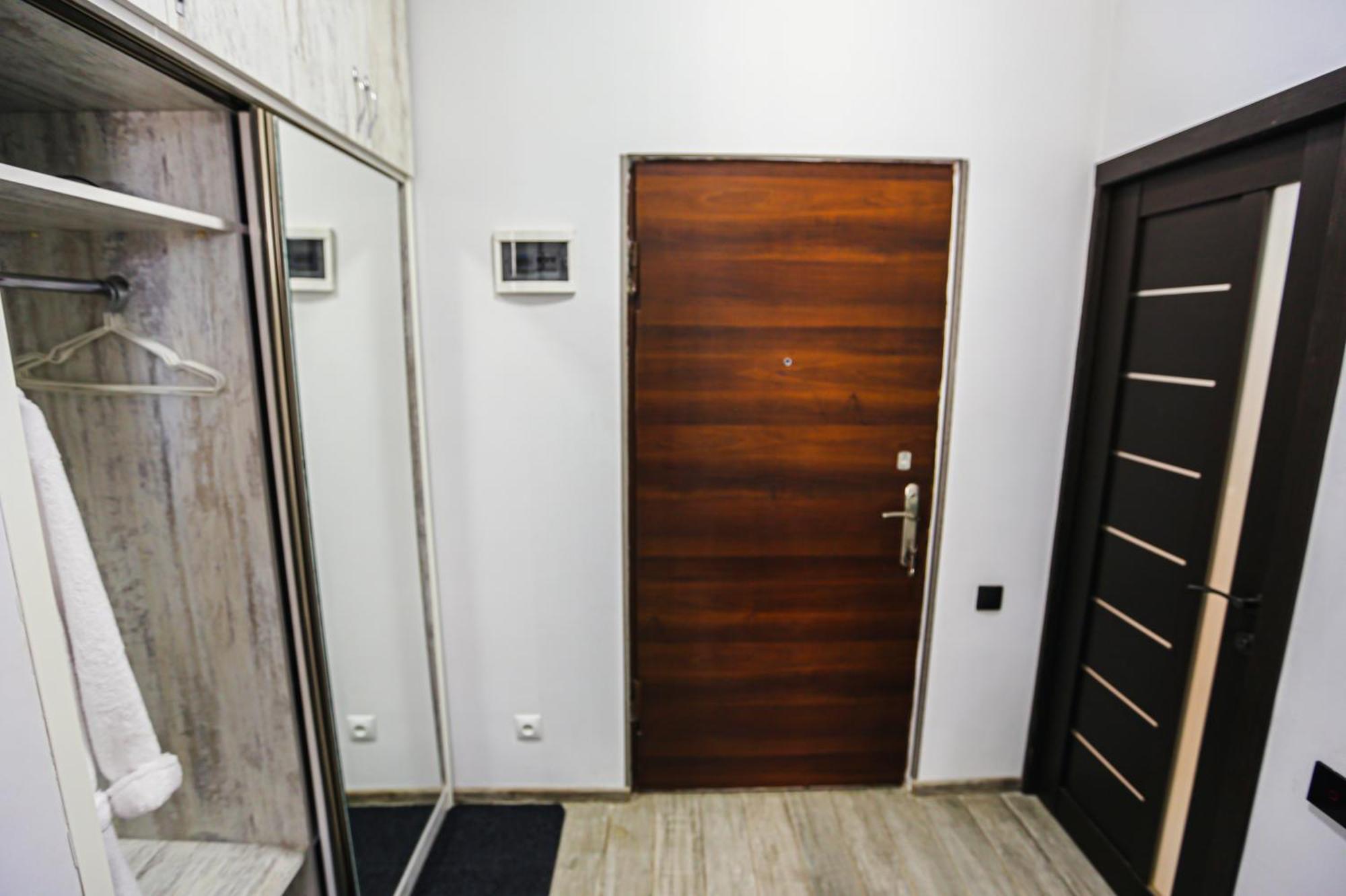 L&L. Apartamento Erevan Exterior foto