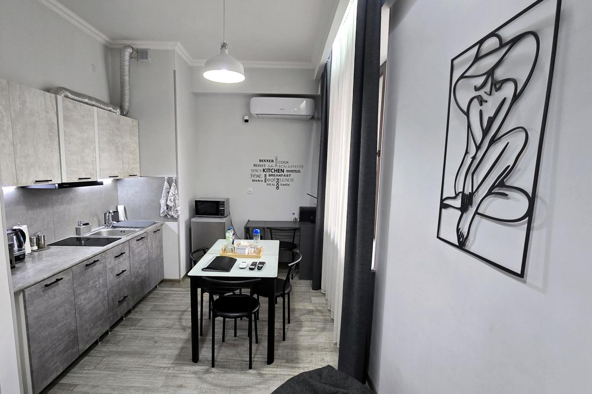 L&L. Apartamento Erevan Exterior foto